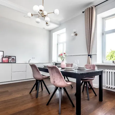 Apartmán Old Town - Stylish And Spacious Apt. *
