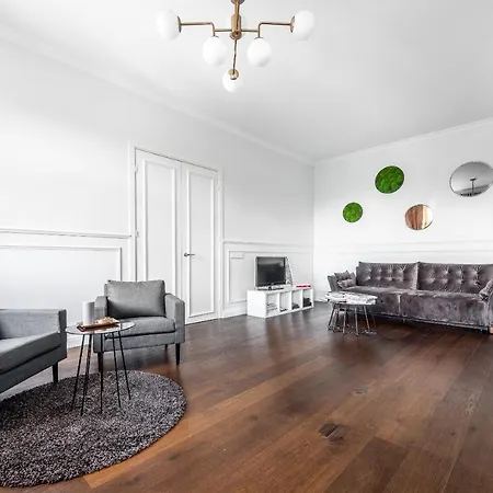 Old Town - Stylish And Spacious Apt. アパート ヴィリニュス